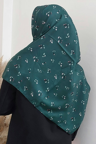 روسری زنانه سوپرنخ میس رز قواره ۱۲۵